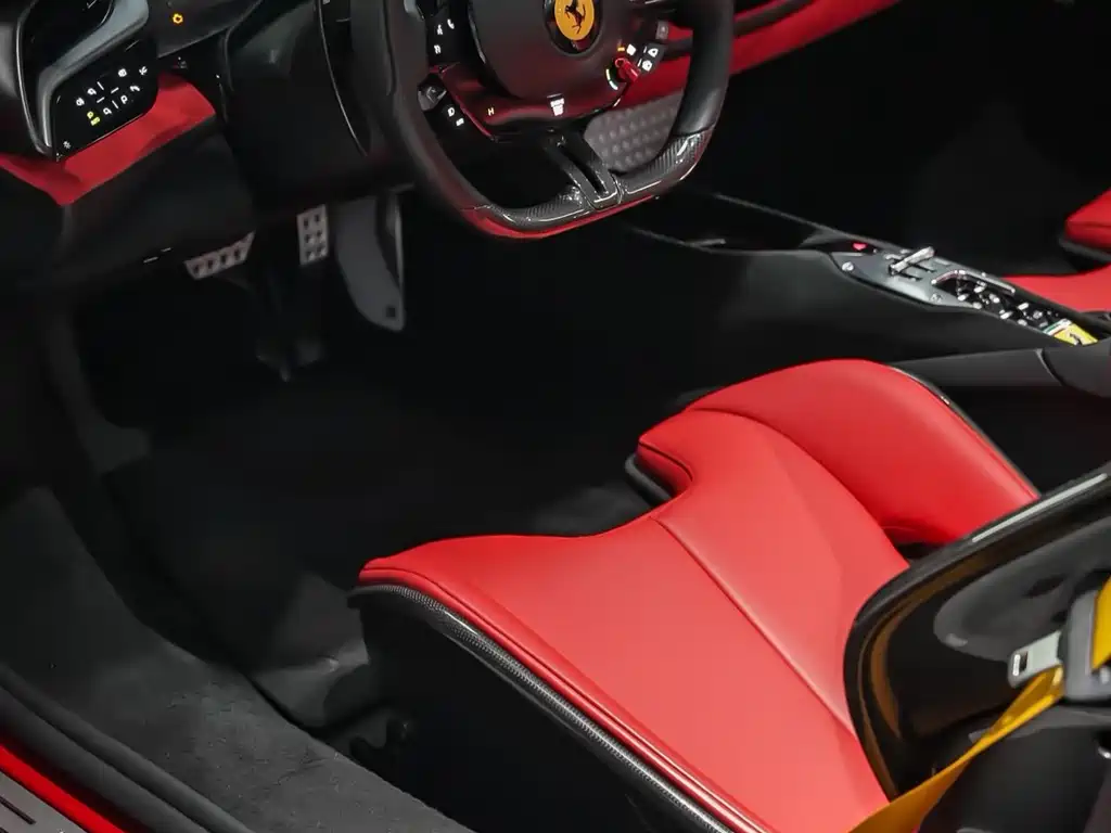 Ferrari SF90 2024 — фото 12