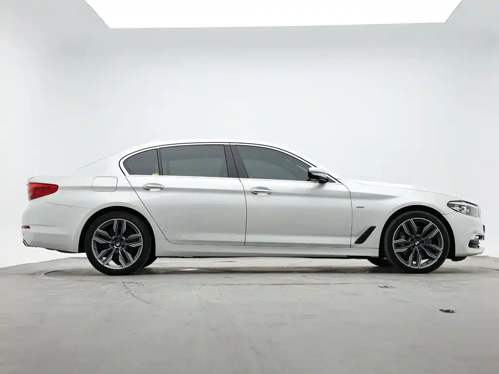 BMW 5 Series 2017