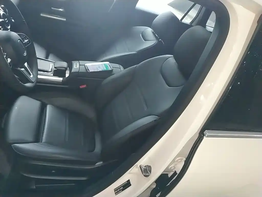 Mercedes-Benz GLA 2020 — фото 15