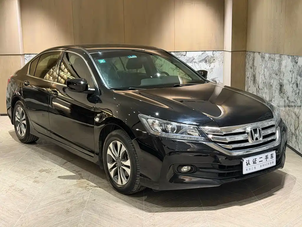 Honda Accord 2015 — фото 3