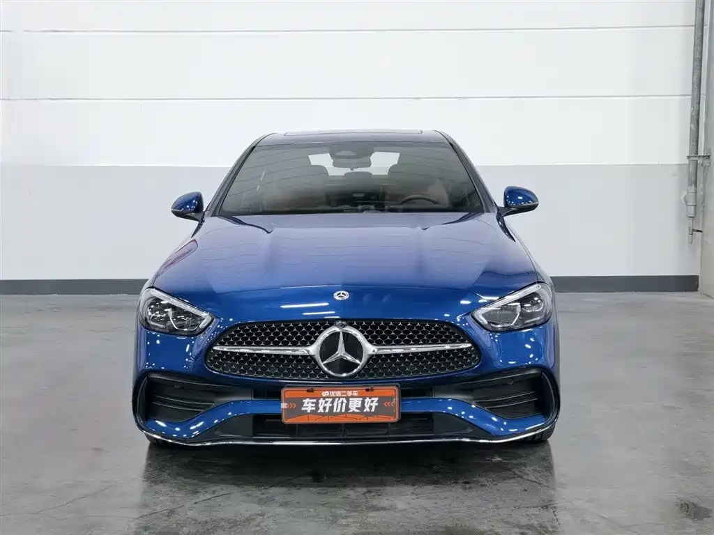 Mercedes-Benz C-Class 2023 — фото 3