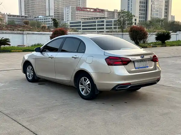 Geely Emgrand 2018