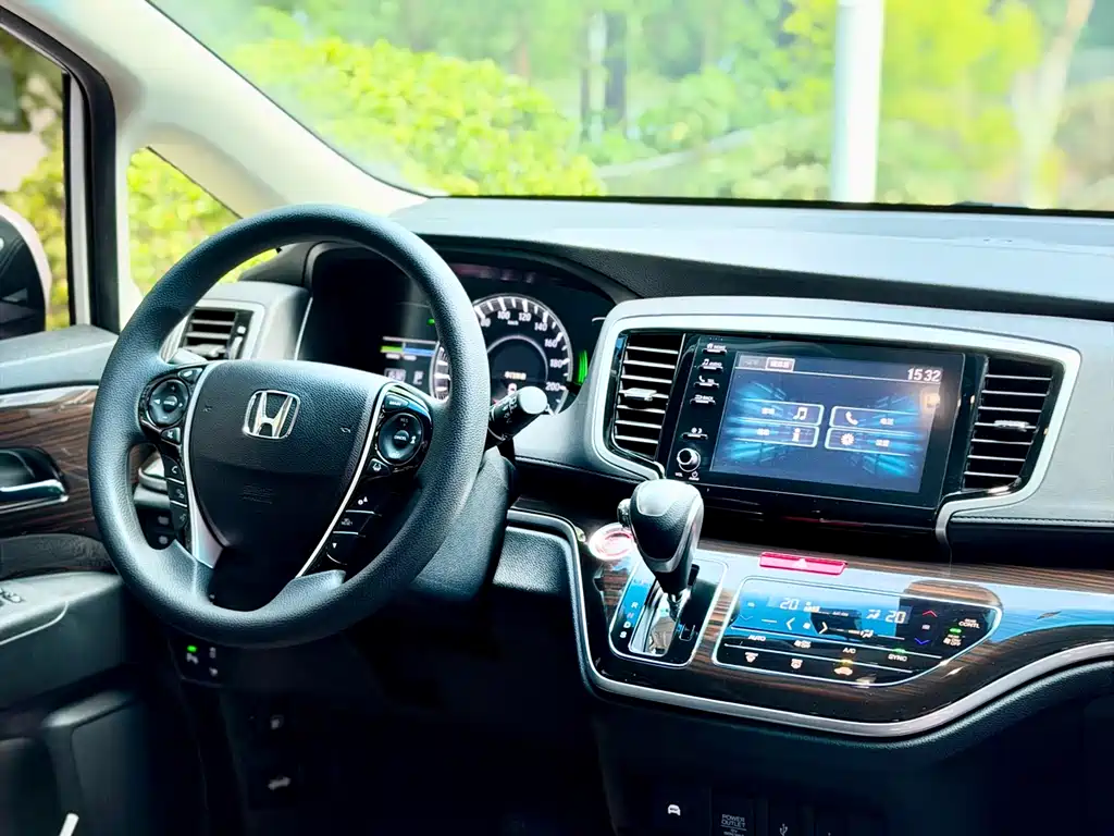 Honda Odyssey 2020 — фото 24
