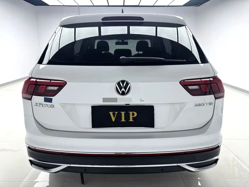 Volkswagen Tiguan L 2022 — фото 10