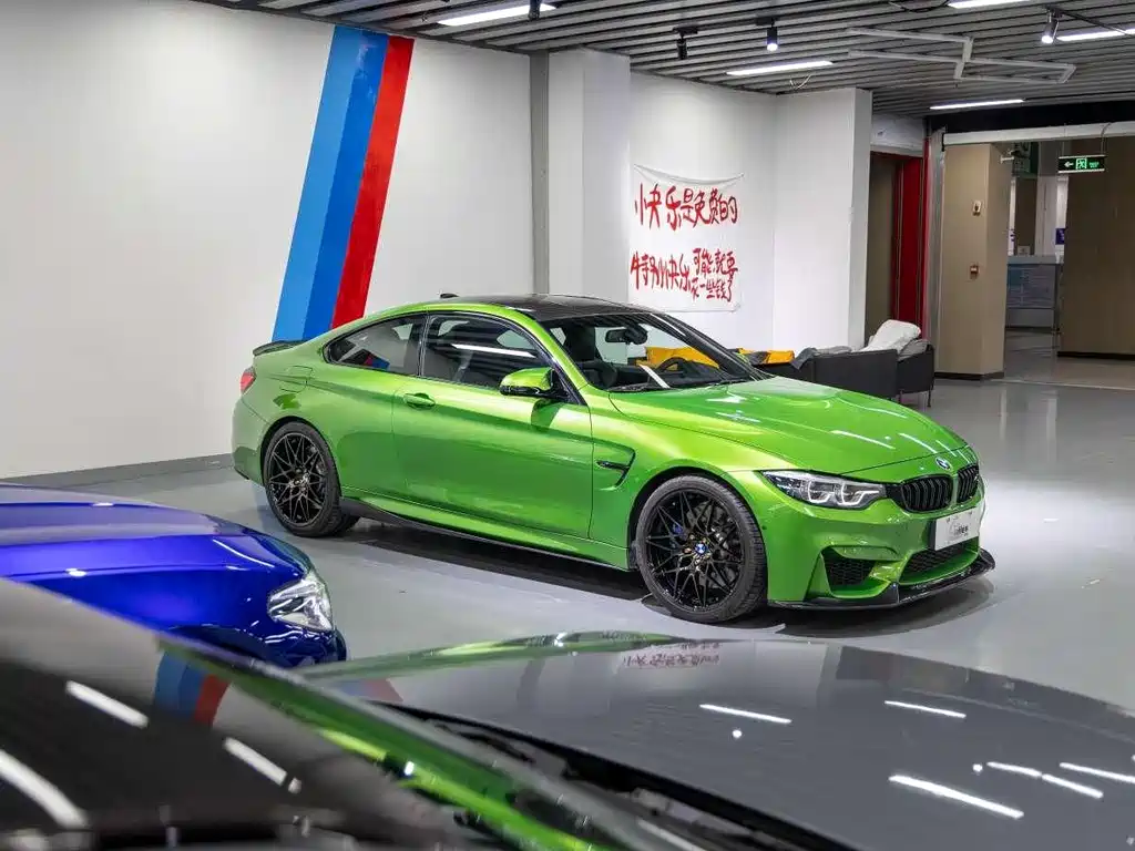 BMW M4 2018 — фото 3