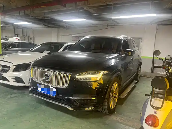 Volvo XC90 2019