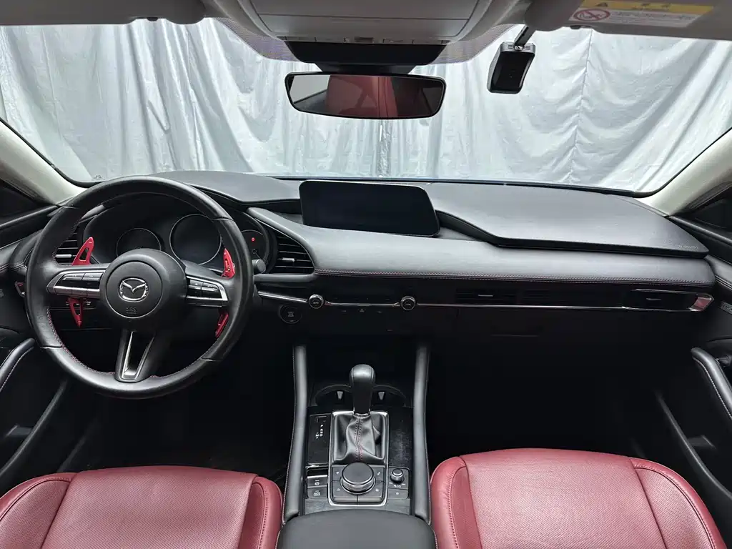 Mazda 3 Axela 2022
