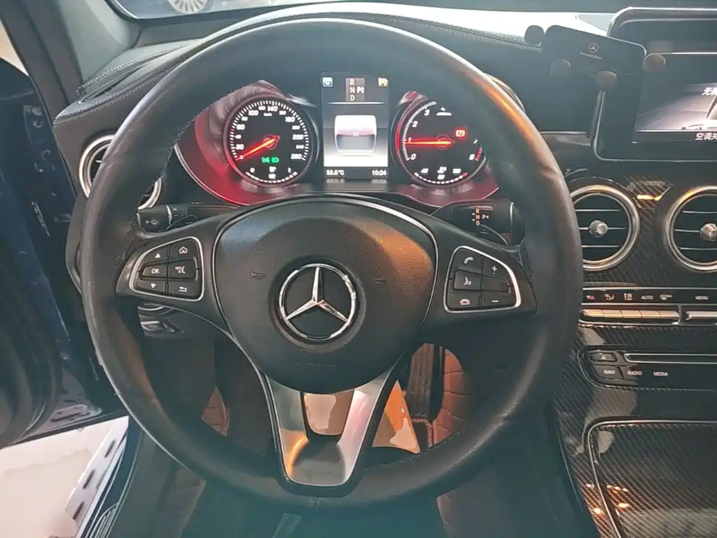 Mercedes-Benz GLC Coupe 2018 — фото 11