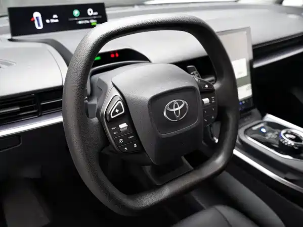 Toyota bZ3 2024