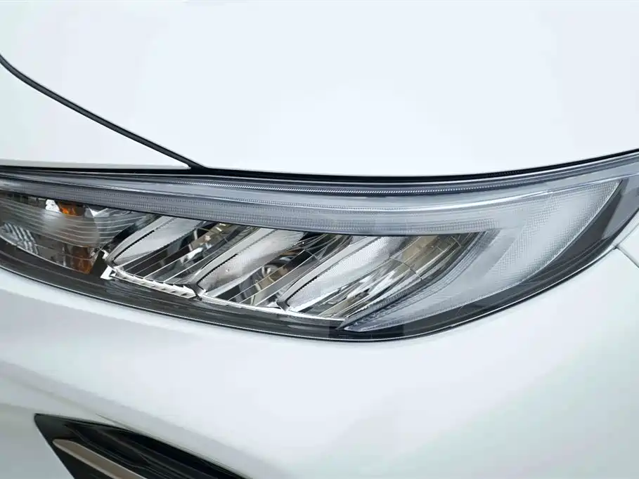 Toyota Wildlander 2023 — фото 13
