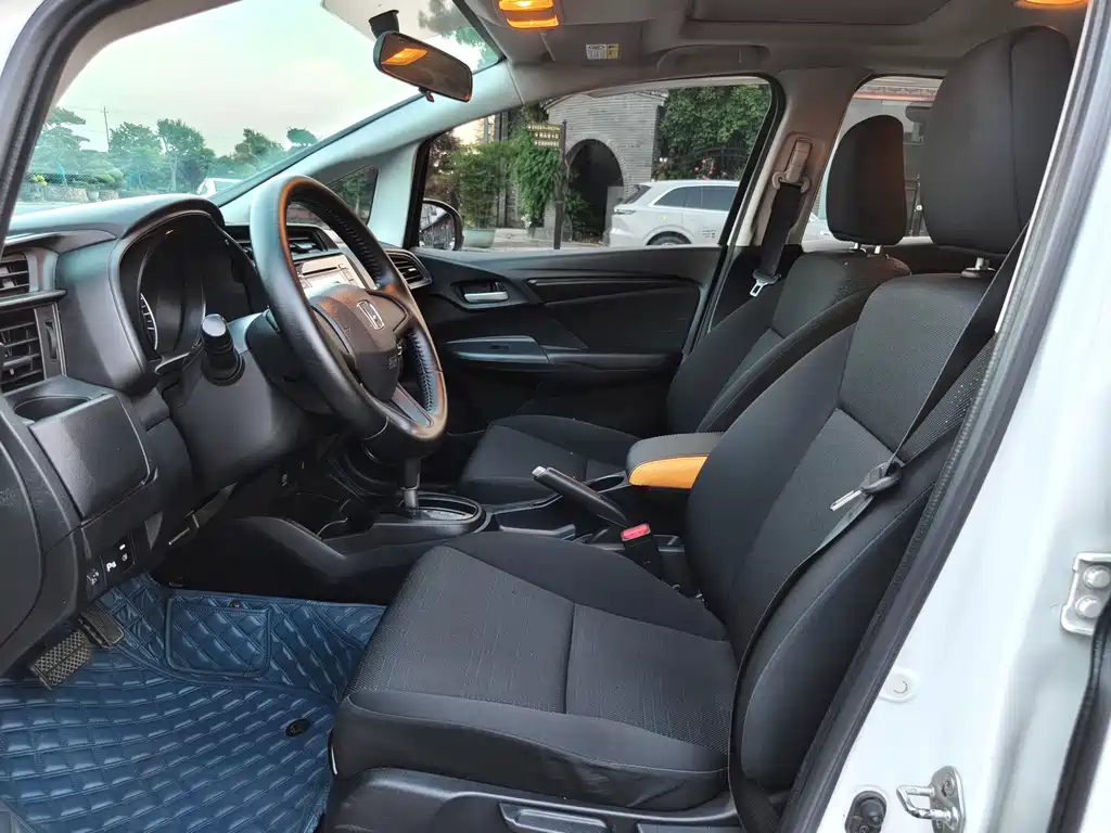 Honda Fit 2017 — фото 13