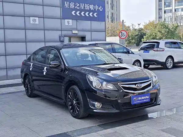 Subaru Legacy 2011