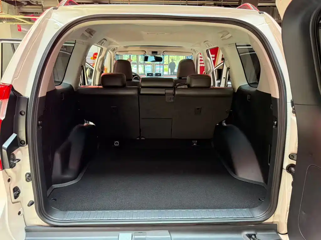 Toyota Prado 2016 — фото 18