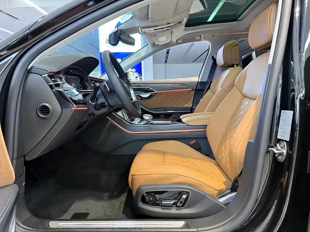 Audi A8 2025