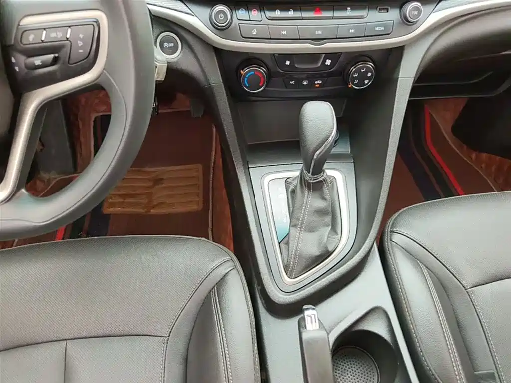 Buick Excelle 2021 — фото 14