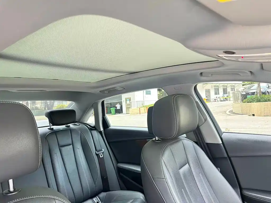 Audi A4L 2020