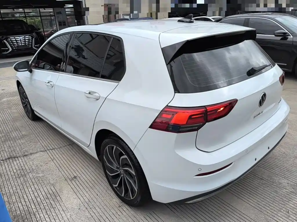 Volkswagen Golf 2022