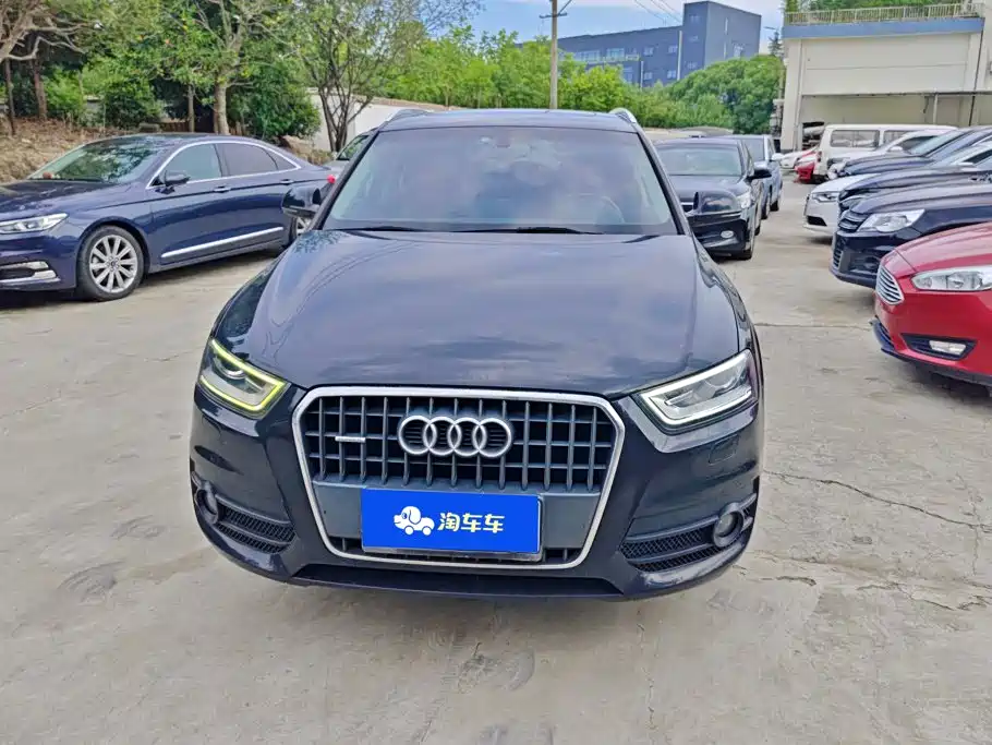 Audi Q3 2014