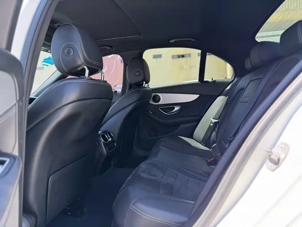 Mercedes-Benz C-Class 2019