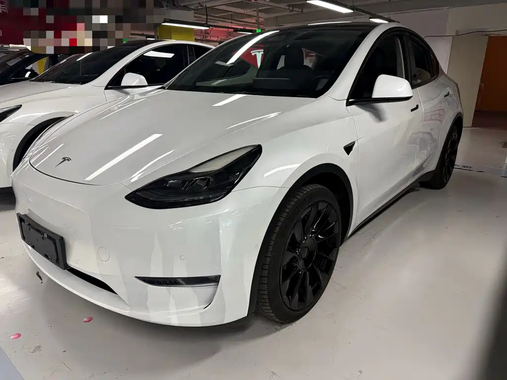 Tesla Model Y 2021