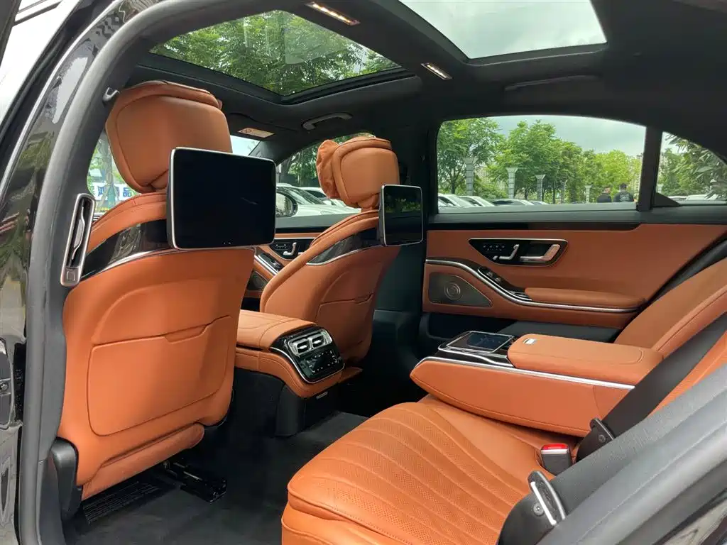 Mercedes-Benz S-Class 2022 — фото 13