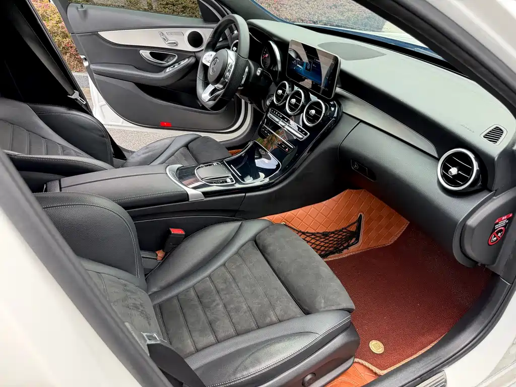 Mercedes-Benz C-Class 2019 — фото 9