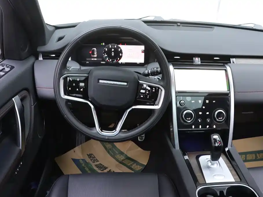 Land Rover Discovery Sport 2023 — фото 27