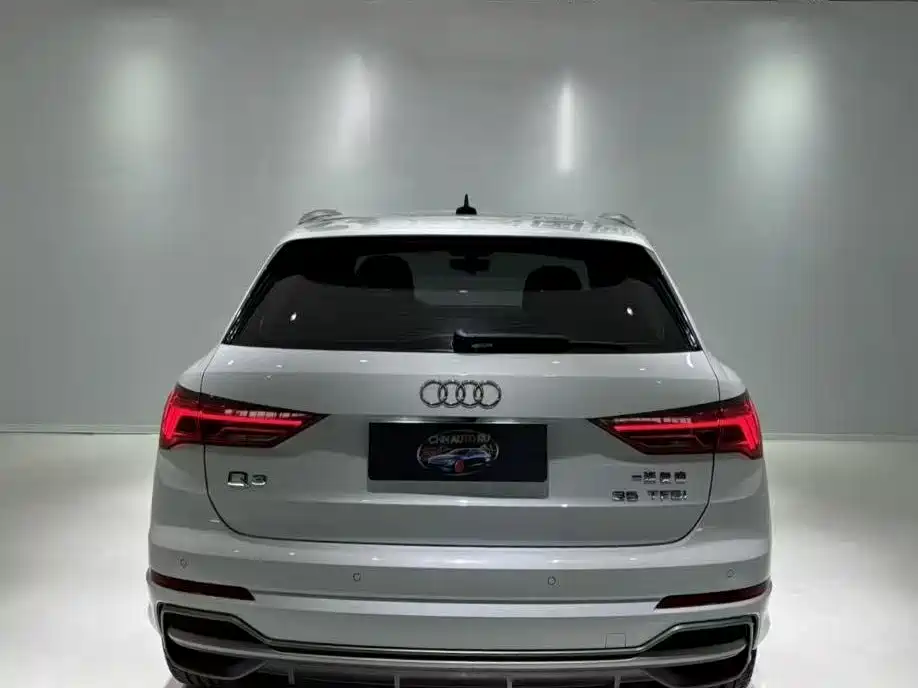 Audi Q3 2022 — фото 6