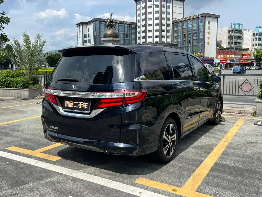 Honda Odyssey 2015