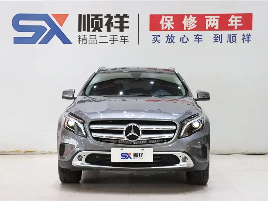 Mercedes-Benz GLA 2015
