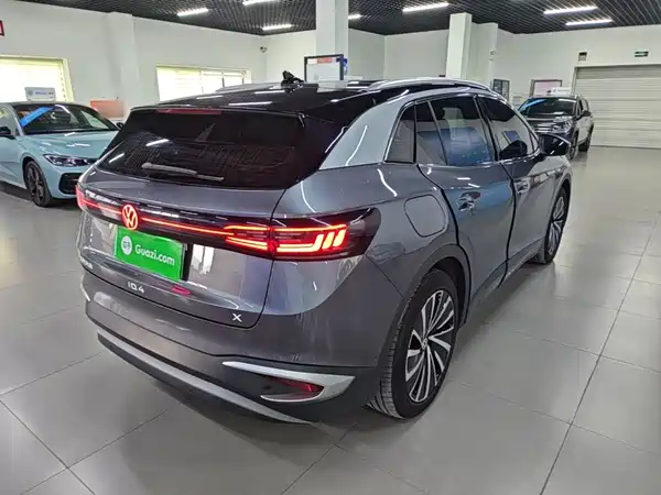 Volkswagen ID.4 X 2023