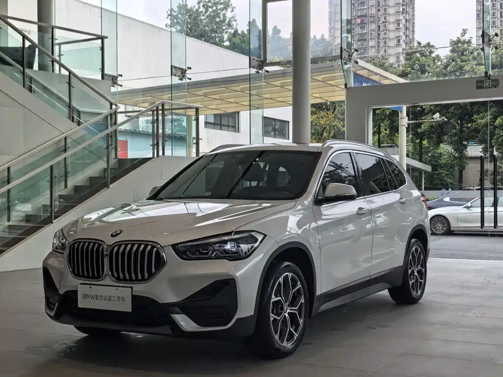 BMW X1 2023 — фото 1