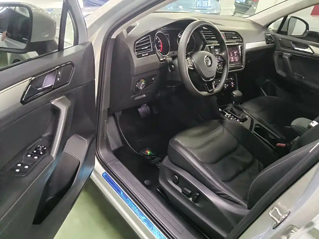 Volkswagen Tiguan L 2019 — фото 16