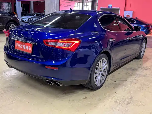 Maserati Ghibli 2015