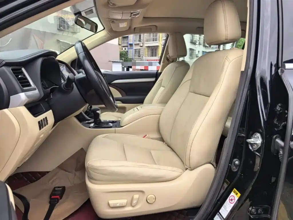 Toyota Highlander 2016 — фото 15