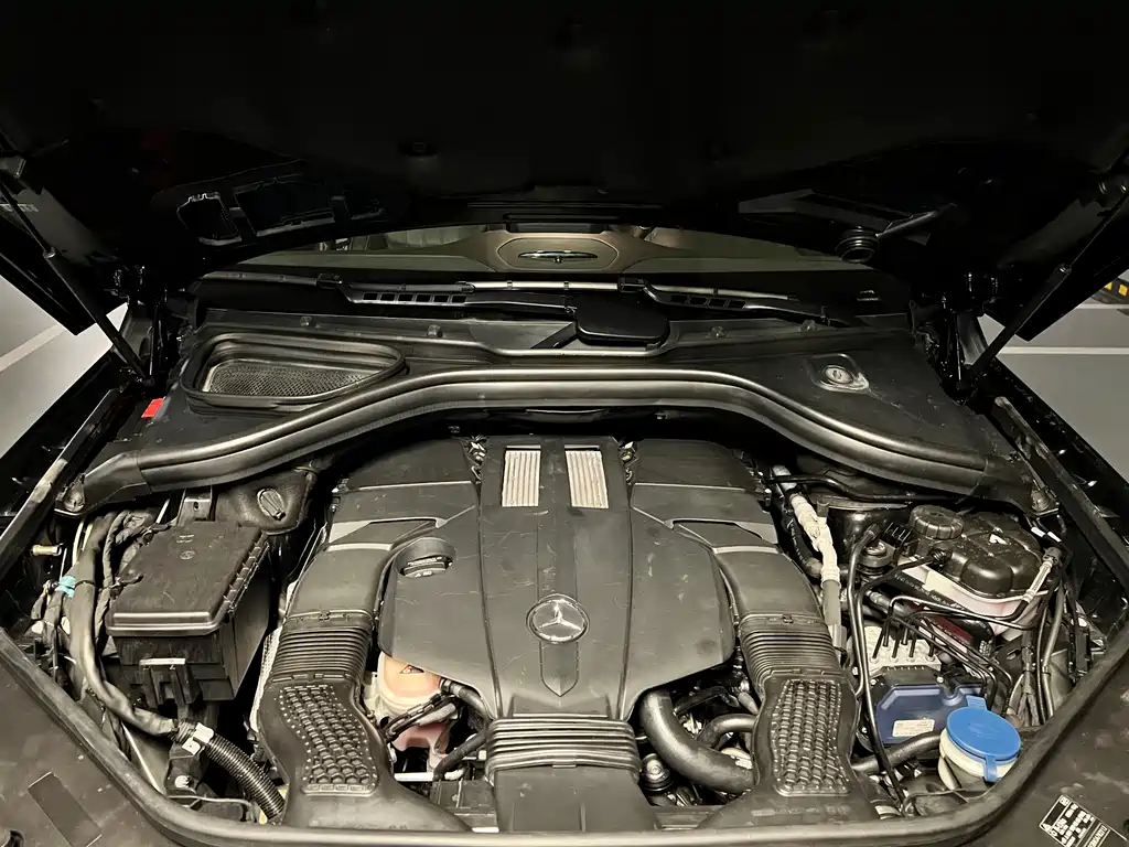 Mercedes-Benz GLE 2016 — фото 15