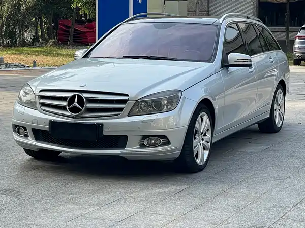 Mercedes-Benz C-Class 2010