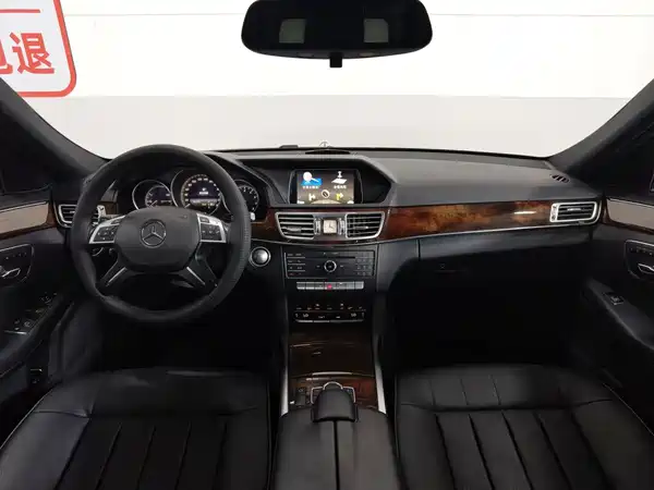 Mercedes-Benz E-Class 2016