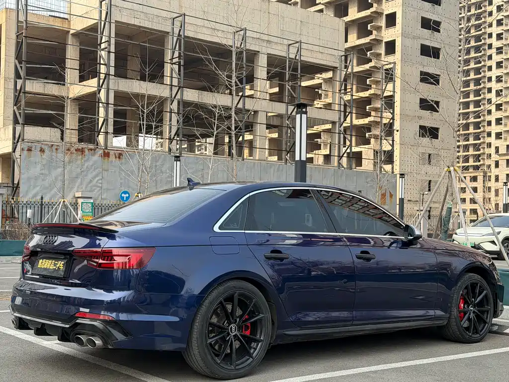 Audi S4 2019 — фото 16