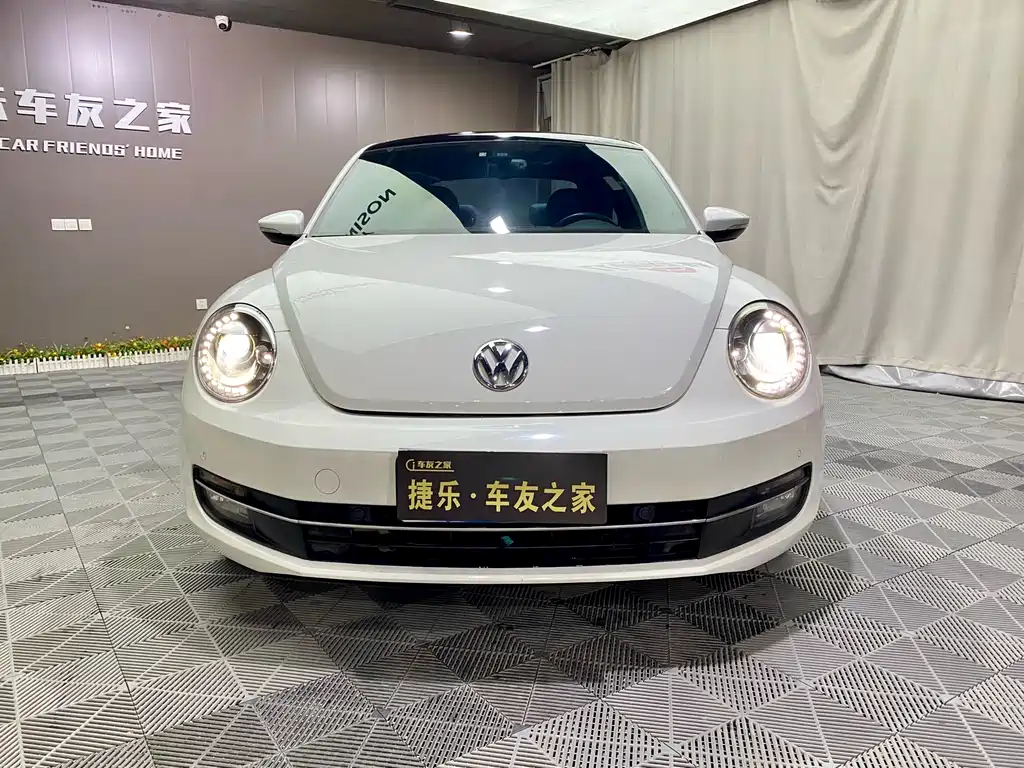 Volkswagen Beetle 2015 — фото 2
