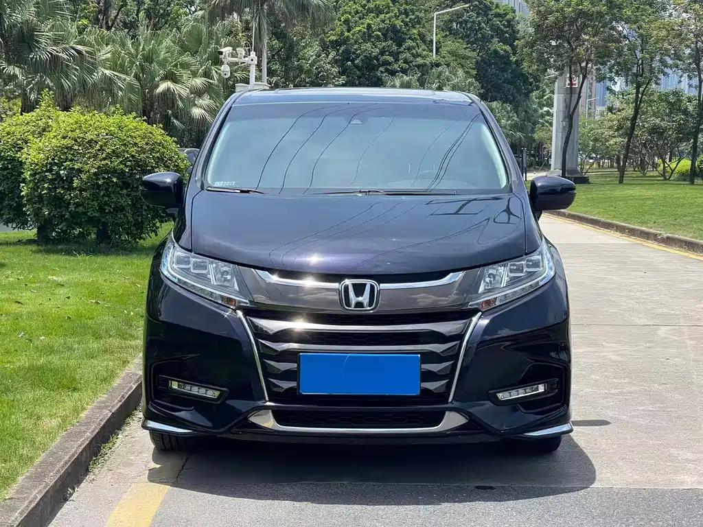 Honda Odyssey 2019 — фото 2