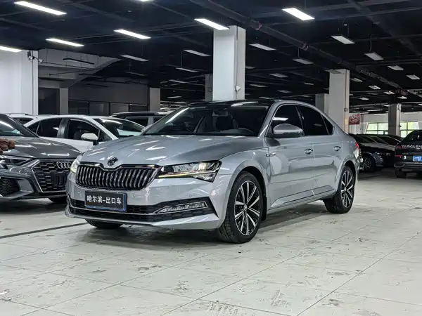 Skoda Superb 2023