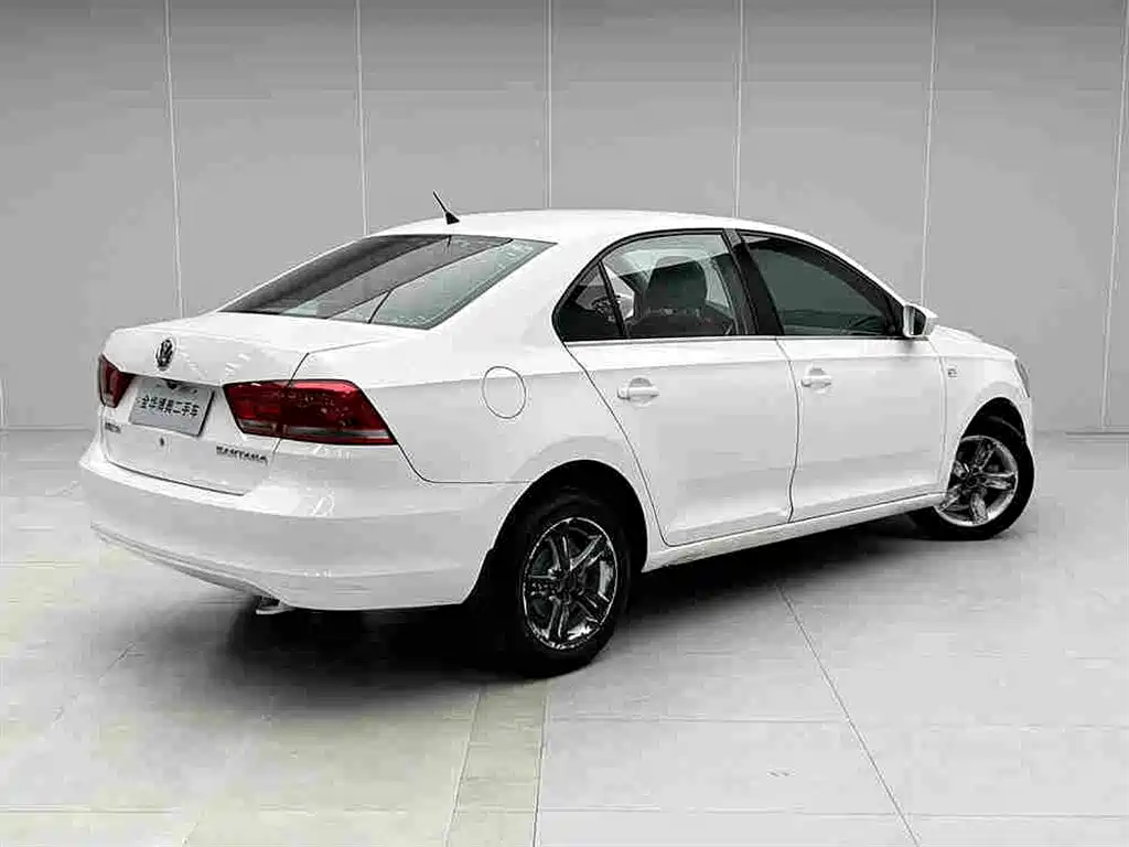 Volkswagen Santana 2014