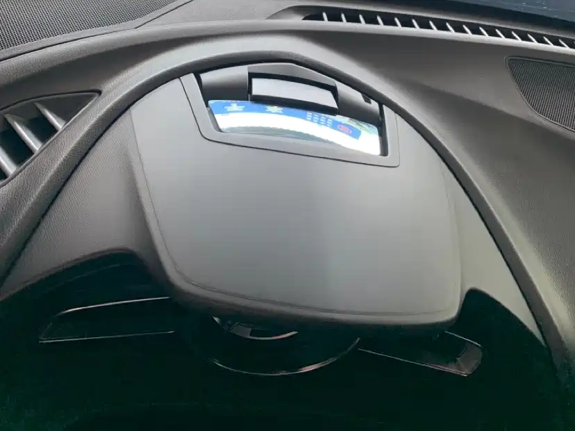 Mazda CX-4 2017 — фото 12