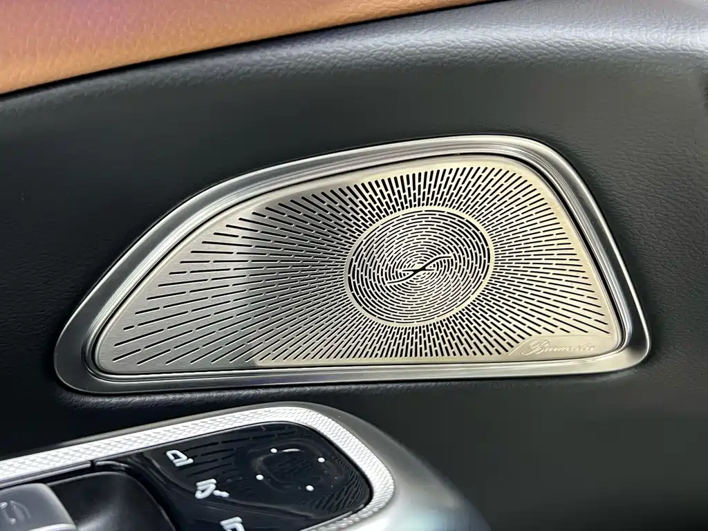 Mercedes-Benz E-Class 2025 — фото 20