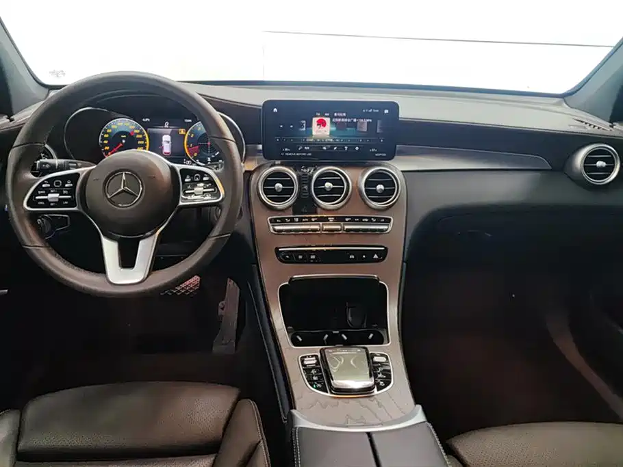 Mercedes-Benz GLC 2022 — фото 12