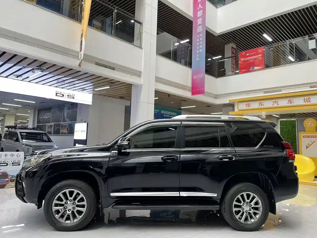 Toyota Prado 2019 — фото 5