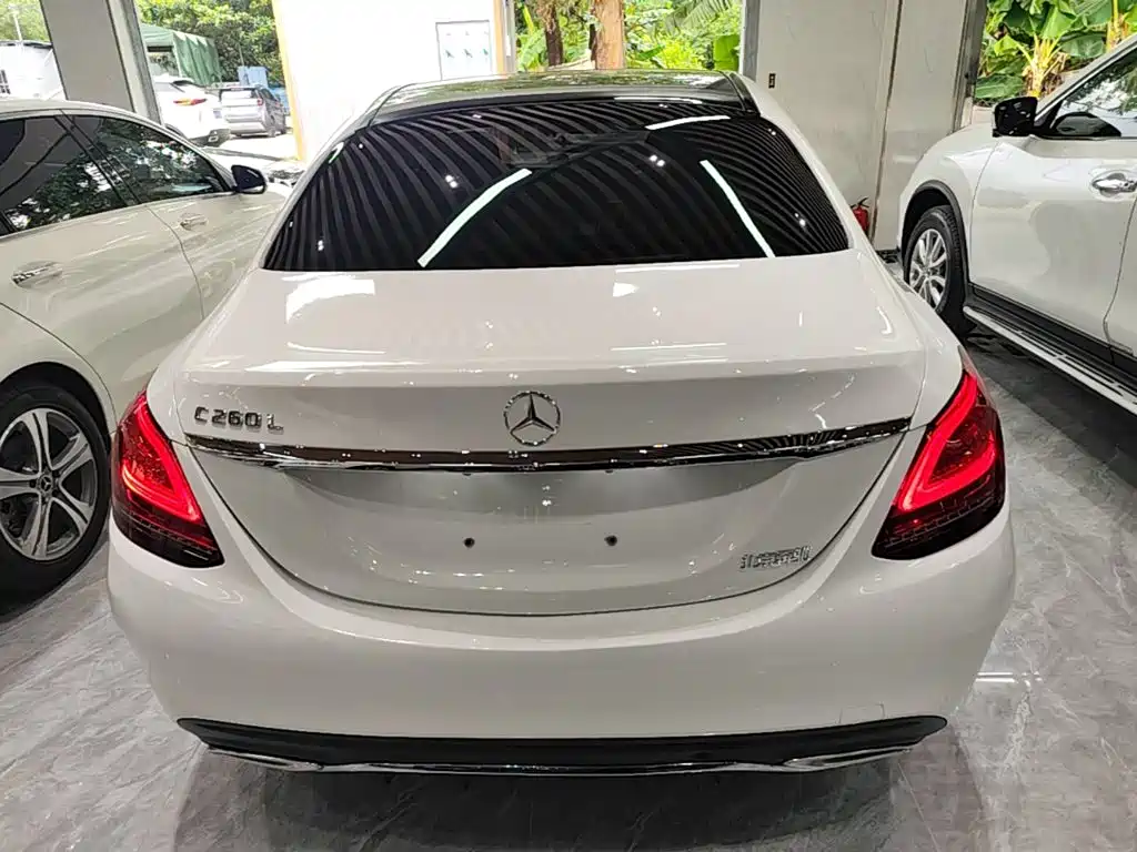 Mercedes-Benz C-Class 2019