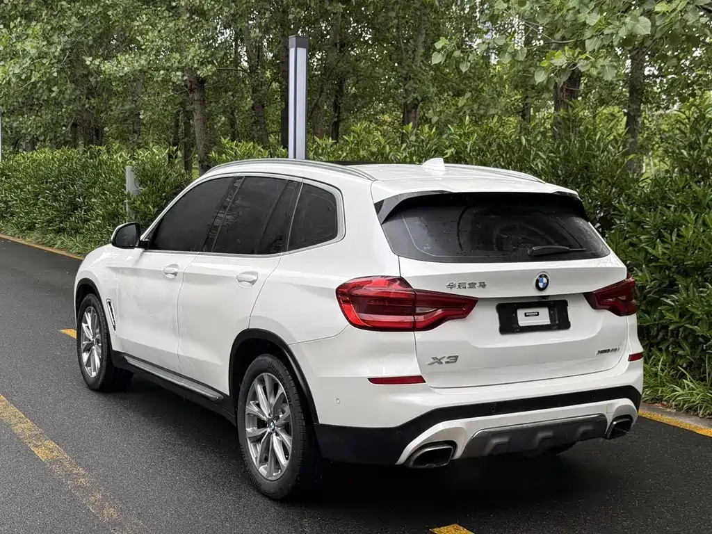 BMW X3 2018 — фото 8