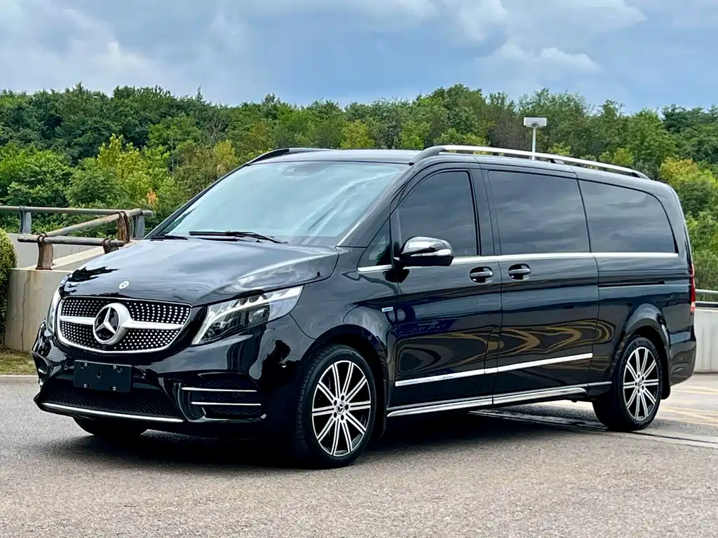 Mercedes-Benz V-Class 2024